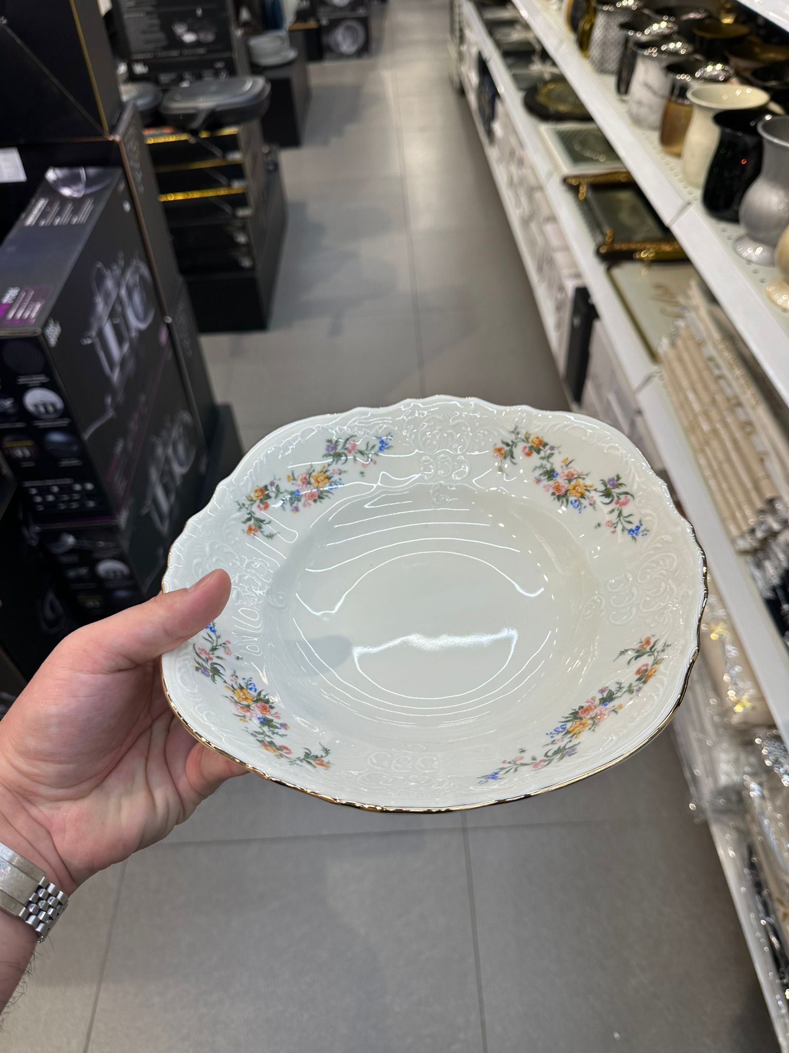 קערת הגשה 25 ס״מ פורצלן צ׳כי – פרחוני דגם 3011 עיטור פס זהב Thun