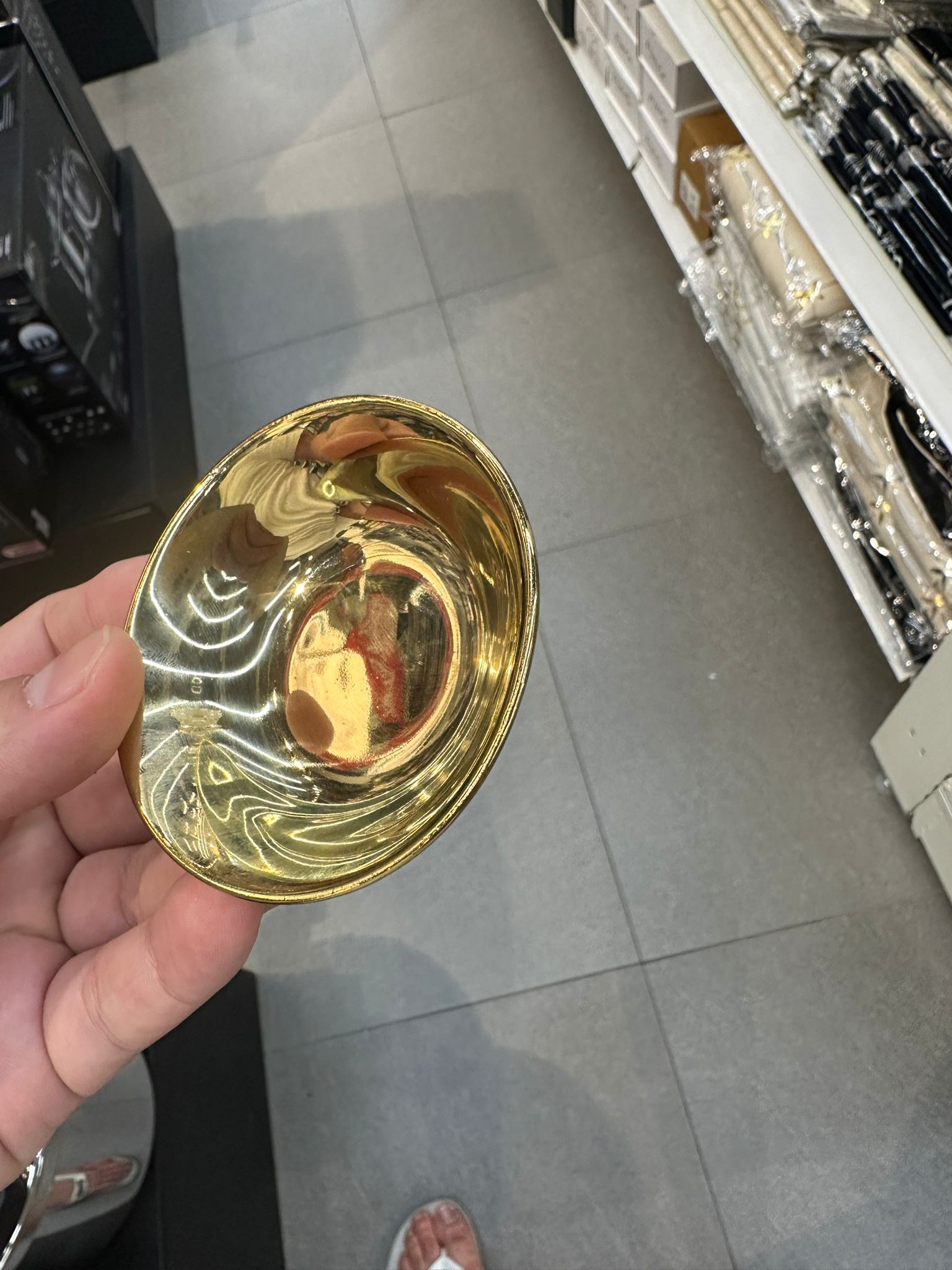 קוקוט פורצלן זהב 8 ס״מ