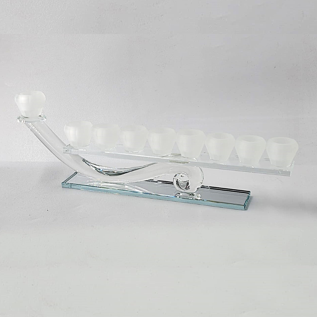 חנוכיה קריסטל - כינור קנים חלבי 12X37 ס"מ