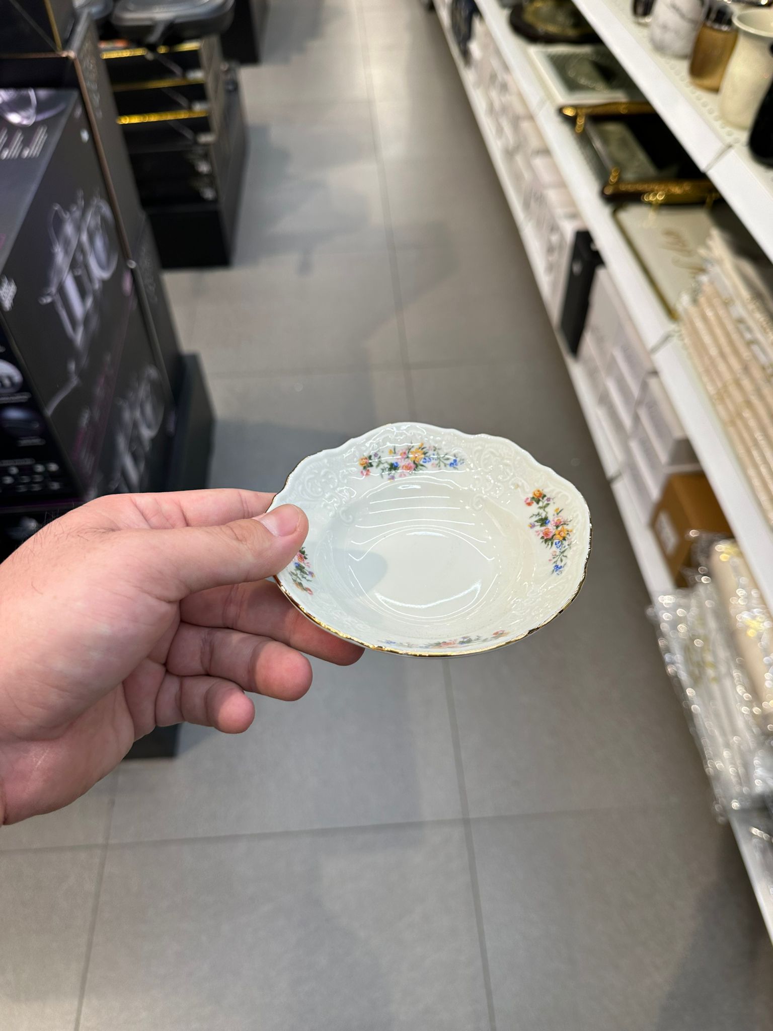 קערית לפתניה לסלטים 12 ס״מ פורצלן צ׳כי – פרחוני דגם 3011 עיטור פס זהב Thun