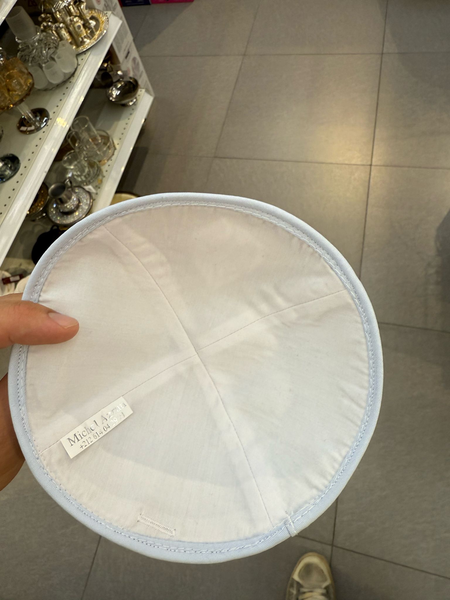 כיפה קטיפה מרוקאית 18 ס״מ – תכלת 'האש שלי' כתוביות תכלת