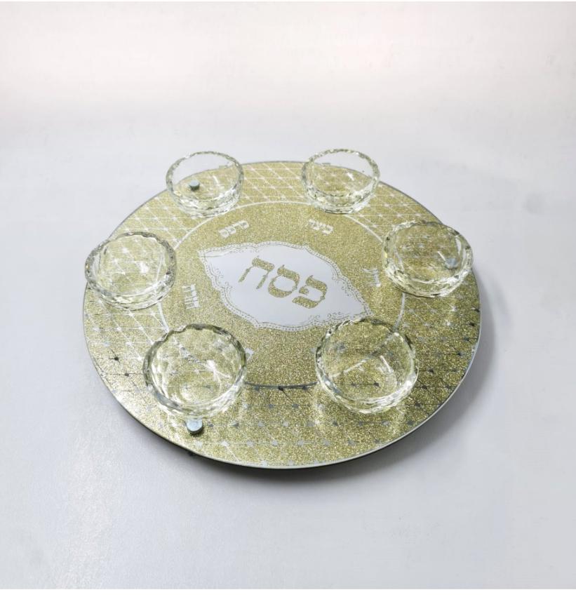 מגש קערה לפסח – זכוכית סליל זהב על רגליות