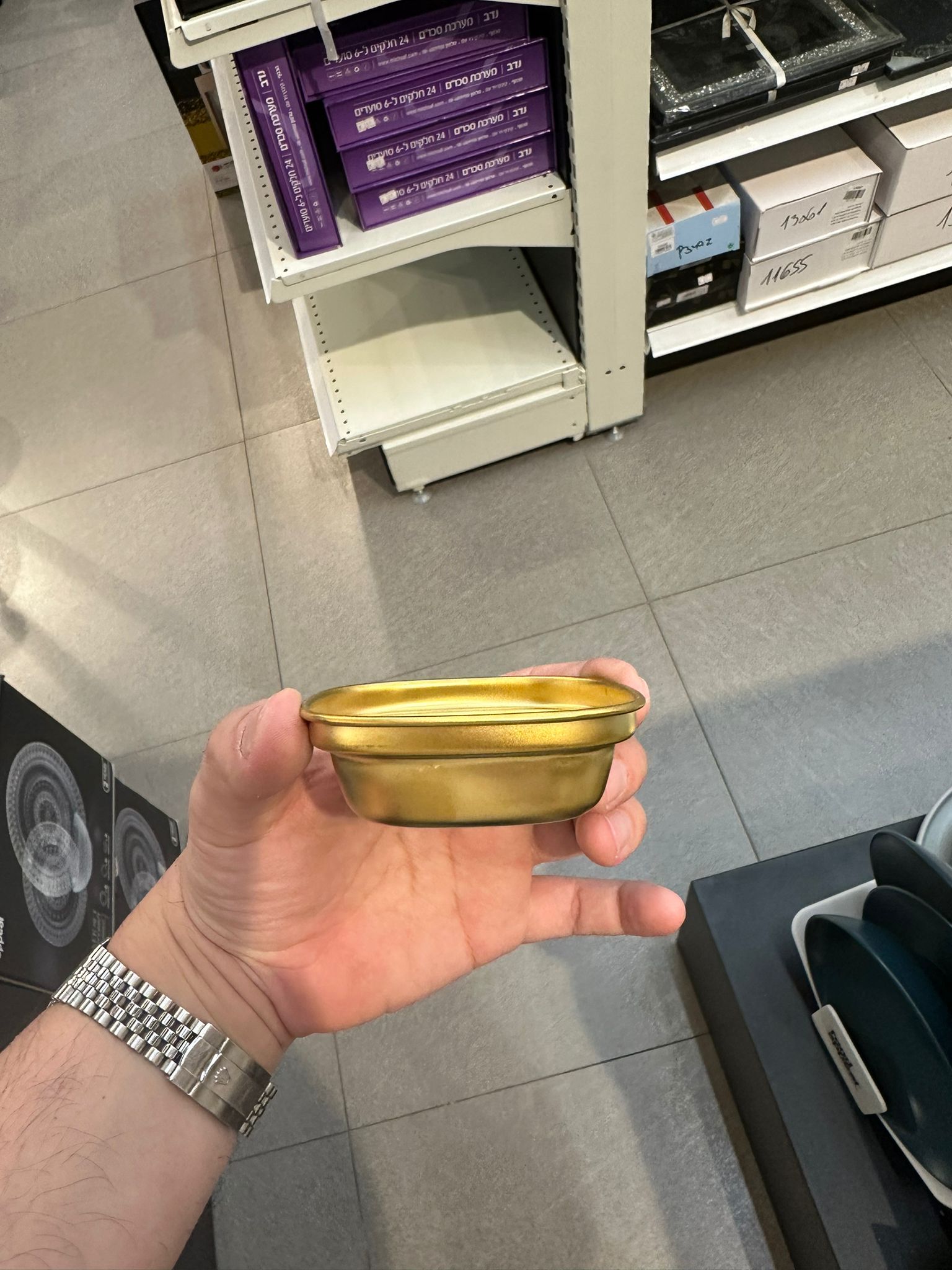 צלוחית מרובעת למטבלים נירוסטה זהב