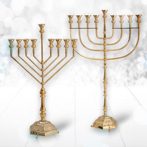 חנוכייה מתכת - מהודרת ענקית ומוזהבת גובה 125 ס"מ 45235